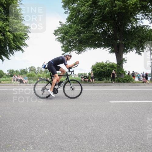 15.06.2025 - 7 Türme Triathlon Yannick Fuchs http://msf.ph/oto/7989839 15.06.2025 13:07:52 Radfahren 437, 475, 479 meine-sportfotos.de