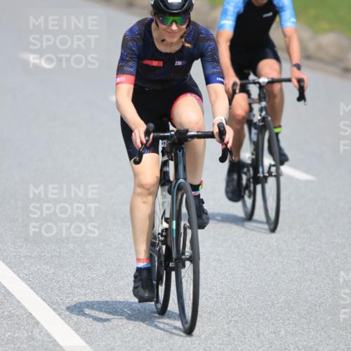 21.06.2025 - 27. Vierlanden-Triathlon H.Heesch http://msf.ph/oto/7989868 15.06.2025 11:48:31 Radfahren 223, 781, 816, 866 meine-sportfotos.de