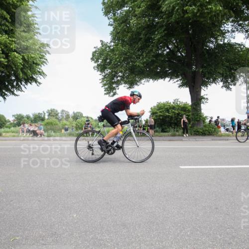 15.06.2025 - 7 Türme Triathlon Yannick Fuchs http://msf.ph/oto/7989874 15.06.2025 13:08:42 Radfahren 329, 643 meine-sportfotos.de