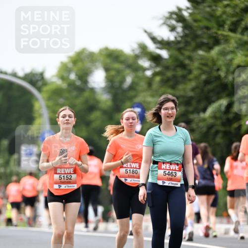 15.06.2025 - REWE Women's Run Dr. Thomas Lammeyer http://msf.ph/oto/7989897 15.06.2025 10:49:35 Laufen 5152, 5180, 5463 meine-sportfotos.de