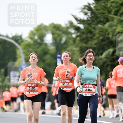 15.06.2025 - REWE Women's Run Dr. Thomas Lammeyer http://msf.ph/oto/7989914 15.06.2025 10:49:35 Laufen 5152, 5180, 5463 meine-sportfotos.de
