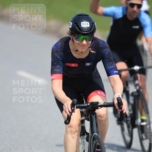 21.06.2025 - 27. Vierlanden-Triathlon H.Heesch http://msf.ph/oto/7989915 15.06.2025 11:48:32 Radfahren 223, 781, 816, 866 meine-sportfotos.de