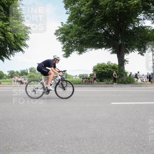 15.06.2025 - 7 Türme Triathlon Yannick Fuchs http://msf.ph/oto/7989918 15.06.2025 13:09:14 Radfahren 324, 472, 486, 650, 675, 847 meine-sportfotos.de