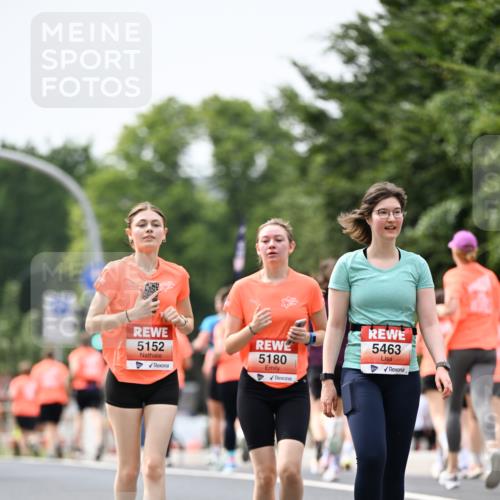15.06.2025 - REWE Women's Run Dr. Thomas Lammeyer http://msf.ph/oto/7989935 15.06.2025 10:49:35 Laufen 5152, 5180, 5463 meine-sportfotos.de