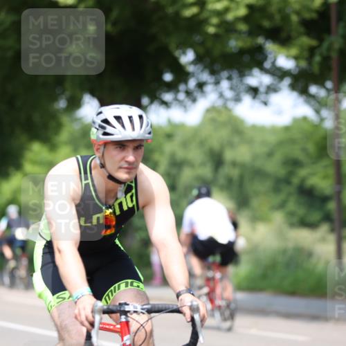 15.06.2025 - 7 Türme Triathlon Yannick Fuchs http://msf.ph/oto/7989952 15.06.2025 13:02:38 Radfahren 196, 271, 376, 736, 1095 meine-sportfotos.de
