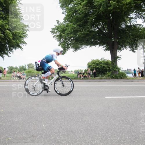15.06.2025 - 7 Türme Triathlon Yannick Fuchs http://msf.ph/oto/7990016 15.06.2025 13:10:45 Radfahren 210, 359, 472, 486, 526, 529, 593, 675 meine-sportfotos.de