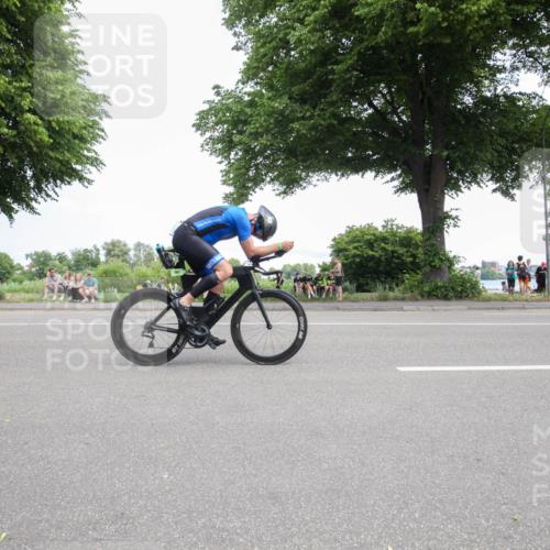 15.06.2025 - 7 Türme Triathlon Yannick Fuchs http://msf.ph/oto/7990049 15.06.2025 13:11:03 Radfahren 561, 1197 meine-sportfotos.de