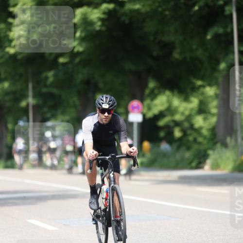15.06.2025 - 7 Türme Triathlon Yannick Fuchs http://msf.ph/oto/7990068 15.06.2025 13:03:33 Radfahren 334, 469, 554, 587 meine-sportfotos.de