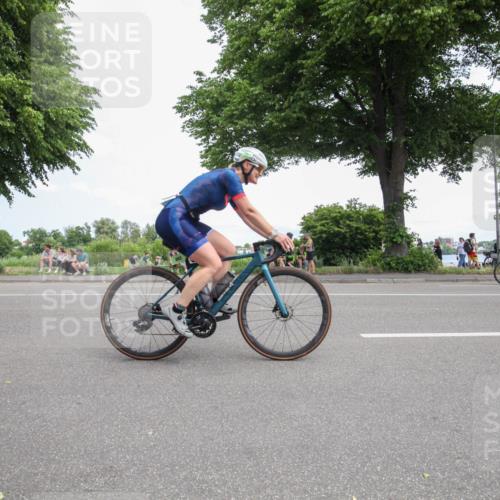 15.06.2025 - 7 Türme Triathlon Yannick Fuchs http://msf.ph/oto/7990131 15.06.2025 13:11:41 Radfahren 254, 352, 382, 415, 465, 601, 668, 1189 meine-sportfotos.de