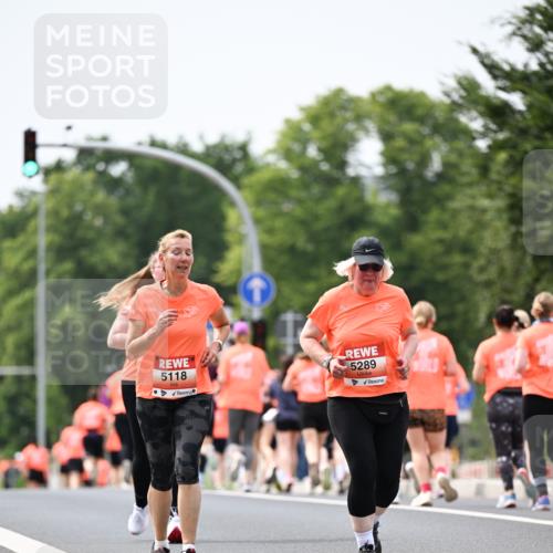 15.06.2025 - REWE Women's Run Dr. Thomas Lammeyer http://msf.ph/oto/7990151 15.06.2025 10:49:41 Laufen 5118, 5289 meine-sportfotos.de