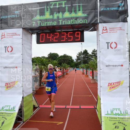 15.06.2025 - 7 Türme Triathlon Michael Strokosch http://msf.ph/oto/7990174 15.06.2025 14:23:58 Ziel 595, 861, 1038 meine-sportfotos.de