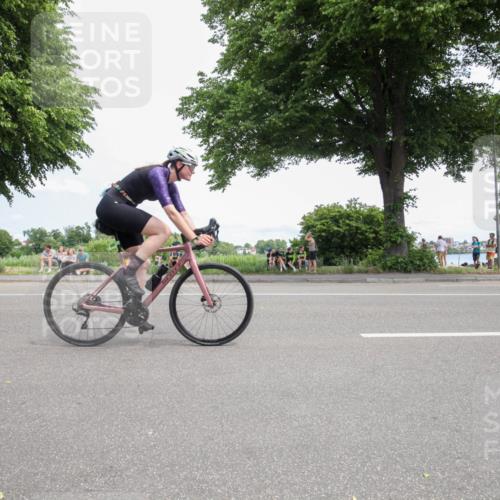 15.06.2025 - 7 Türme Triathlon Yannick Fuchs http://msf.ph/oto/7990233 15.06.2025 13:12:45 Radfahren 363, 581, 660, 1129 meine-sportfotos.de