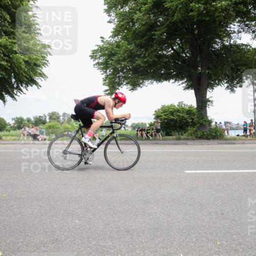 15.06.2025 - 7 Türme Triathlon Yannick Fuchs http://msf.ph/oto/7990245 15.06.2025 13:12:49 Radfahren 363, 630, 948 meine-sportfotos.de