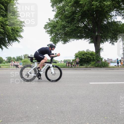 15.06.2025 - 7 Türme Triathlon Yannick Fuchs http://msf.ph/oto/7990268 15.06.2025 13:12:56 Radfahren 212, 520, 630, 948 meine-sportfotos.de