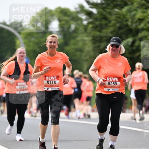 15.06.2025 - REWE Women's Run Dr. Thomas Lammeyer http://msf.ph/oto/7990289 15.06.2025 10:49:44 Laufen 5592, 5118, 5289 meine-sportfotos.de