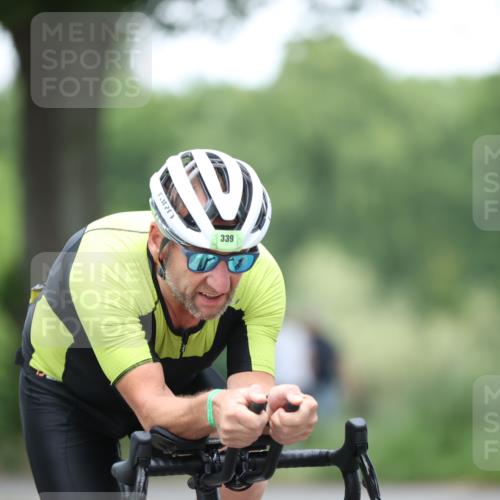 15.06.2025 - 7 Türme Triathlon Yannick Fuchs http://msf.ph/oto/7990301 15.06.2025 11:52:38 Radfahren 339 meine-sportfotos.de