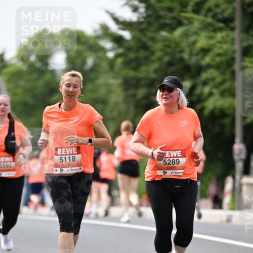 15.06.2025 - REWE Women's Run Dr. Thomas Lammeyer http://msf.ph/oto/7990310 15.06.2025 10:49:44 Laufen 5592, 5118, 5289 meine-sportfotos.de
