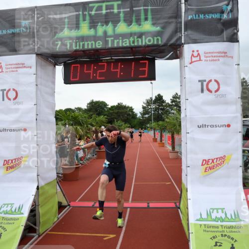 15.06.2025 - 7 Türme Triathlon Michael Strokosch http://msf.ph/oto/7990319 15.06.2025 14:24:12 Ziel 623, 642, 664, 822 meine-sportfotos.de