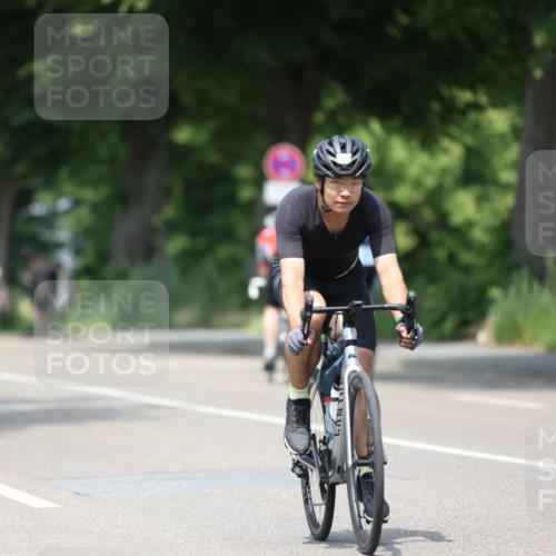 15.06.2025 - 7 Türme Triathlon Yannick Fuchs http://msf.ph/oto/7990351 15.06.2025 13:03:44 Radfahren 218, 409, 516, 619, 1103 meine-sportfotos.de