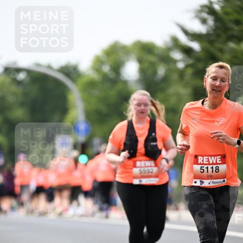 15.06.2025 - REWE Women's Run Dr. Thomas Lammeyer http://msf.ph/oto/7990354 15.06.2025 10:49:46 Laufen 5592, 5118 meine-sportfotos.de