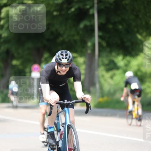15.06.2025 - 7 Türme Triathlon Yannick Fuchs http://msf.ph/oto/7990369 15.06.2025 13:03:45 Radfahren 218, 409, 516, 619, 1103 meine-sportfotos.de