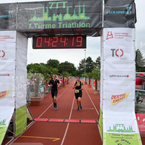 15.06.2025 - 7 Türme Triathlon Michael Strokosch http://msf.ph/oto/7990384 15.06.2025 14:24:19 Ziel 436, 664, 822, 1012 meine-sportfotos.de