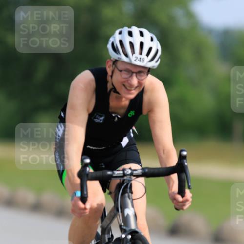 15.06.2025 - 27. Vierlanden-Triathlon H.Heesch http://msf.ph/oto/7990389 15.06.2025 09:47:24 Radfahren 83, 248 meine-sportfotos.de
