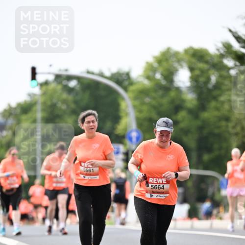 15.06.2025 - REWE Women's Run Dr. Thomas Lammeyer http://msf.ph/oto/7990393 15.06.2025 10:49:55 Laufen 5561, 5664 meine-sportfotos.de