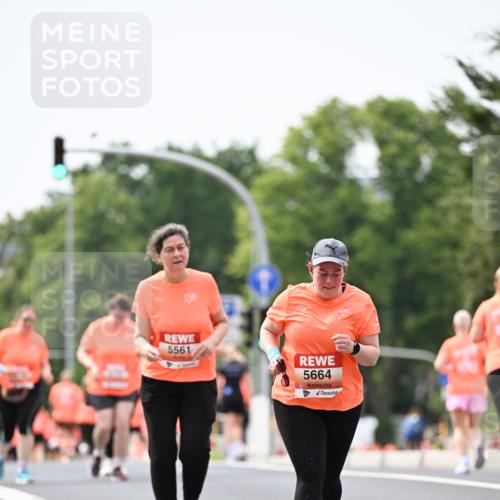 15.06.2025 - REWE Women's Run Dr. Thomas Lammeyer http://msf.ph/oto/7990404 15.06.2025 10:49:55 Laufen 5561, 5664 meine-sportfotos.de