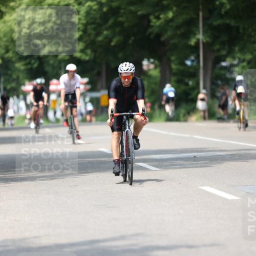 15.06.2025 - 7 Türme Triathlon Yannick Fuchs http://msf.ph/oto/7990417 15.06.2025 13:03:49 Radfahren 218, 250, 409, 457, 619, 1186 meine-sportfotos.de