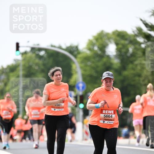 15.06.2025 - REWE Women's Run Dr. Thomas Lammeyer http://msf.ph/oto/7990422 15.06.2025 10:49:55 Laufen 5561, 5664 meine-sportfotos.de