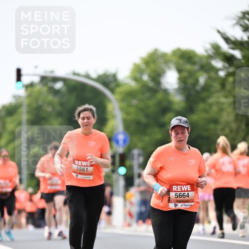 15.06.2025 - REWE Women's Run Dr. Thomas Lammeyer http://msf.ph/oto/7990438 15.06.2025 10:49:56 Laufen 5561, 5664 meine-sportfotos.de