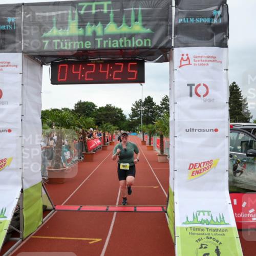 15.06.2025 - 7 Türme Triathlon Michael Strokosch http://msf.ph/oto/7990479 15.06.2025 14:24:24 Ziel 198, 436, 1002, 1012 meine-sportfotos.de