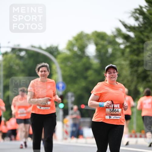 15.06.2025 - REWE Women's Run Dr. Thomas Lammeyer http://msf.ph/oto/7990492 15.06.2025 10:49:56 Laufen 956, 5664 meine-sportfotos.de