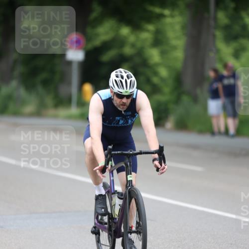15.06.2025 - 7 Türme Triathlon Yannick Fuchs http://msf.ph/oto/7990558 15.06.2025 11:54:40 Radfahren  meine-sportfotos.de