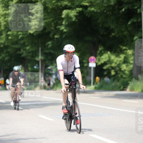 15.06.2025 - 7 Türme Triathlon Yannick Fuchs http://msf.ph/oto/7990575 15.06.2025 13:03:53 Radfahren 250, 303, 409, 432, 457, 1127, 1186 meine-sportfotos.de