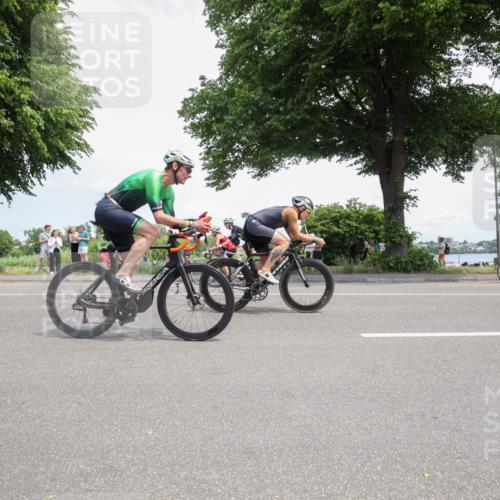 15.06.2025 - 7 Türme Triathlon Yannick Fuchs http://msf.ph/oto/7990614 15.06.2025 13:16:25 Radfahren 490, 514, 729, 742, 806, 911, 931, 934, 1131 meine-sportfotos.de