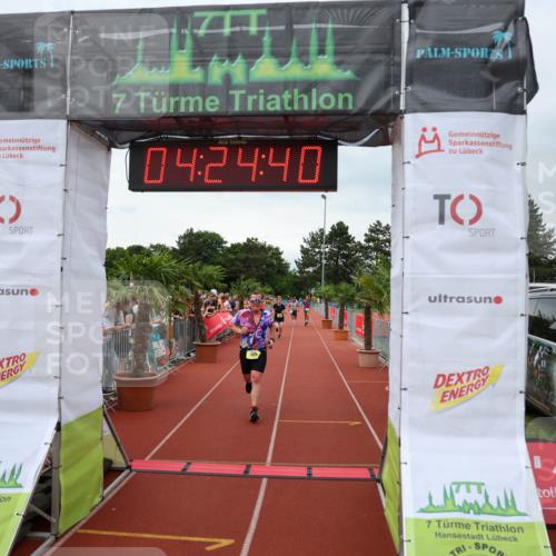 15.06.2025 - 7 Türme Triathlon Michael Strokosch http://msf.ph/oto/7990657 15.06.2025 14:24:40 Ziel 764, 1080 meine-sportfotos.de