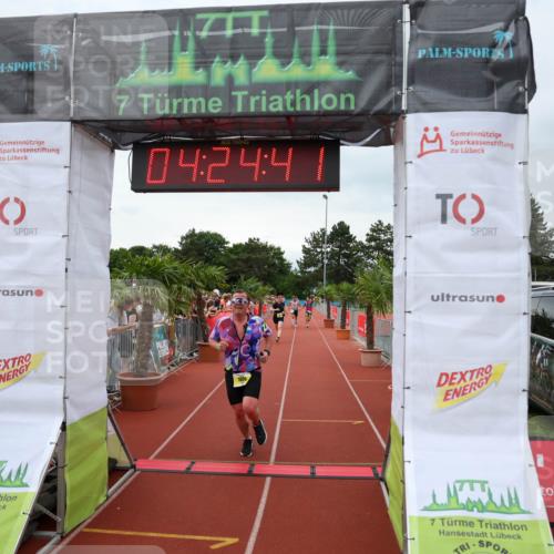 15.06.2025 - 7 Türme Triathlon Michael Strokosch http://msf.ph/oto/7990676 15.06.2025 14:24:41 Ziel 764, 1080 meine-sportfotos.de