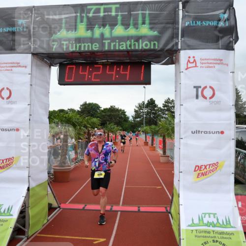 15.06.2025 - 7 Türme Triathlon Michael Strokosch http://msf.ph/oto/7990687 15.06.2025 14:24:41 Ziel 764, 1080 meine-sportfotos.de