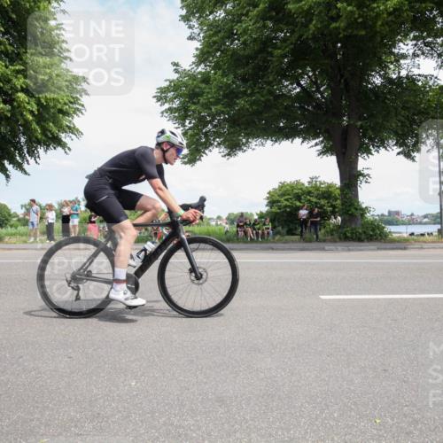 15.06.2025 - 7 Türme Triathlon Yannick Fuchs http://msf.ph/oto/7990710 15.06.2025 13:17:35 Radfahren 489, 543, 574, 590, 666, 764, 800, 850, 894 meine-sportfotos.de