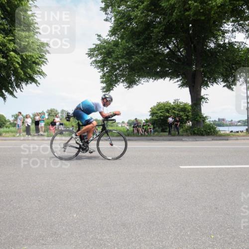 15.06.2025 - 7 Türme Triathlon Yannick Fuchs http://msf.ph/oto/7990723 15.06.2025 13:17:36 Radfahren 489, 543, 574, 590, 666, 764, 800, 850, 894 meine-sportfotos.de