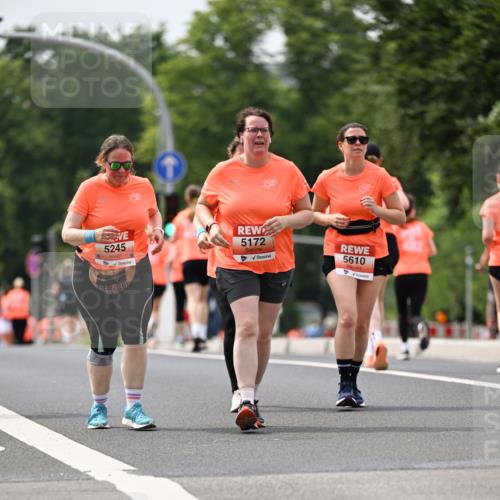15.06.2025 - REWE Women's Run Dr. Thomas Lammeyer http://msf.ph/oto/7990757 15.06.2025 10:50:03 Laufen 5245, 5172, 5610 meine-sportfotos.de