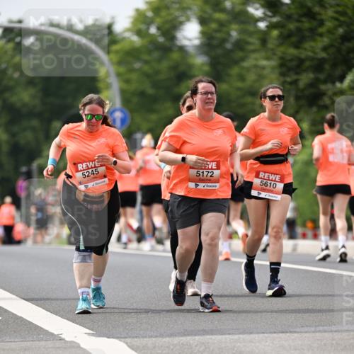 15.06.2025 - REWE Women's Run Dr. Thomas Lammeyer http://msf.ph/oto/7990797 15.06.2025 10:50:03 Laufen 5245, 5172, 5610, 16 meine-sportfotos.de