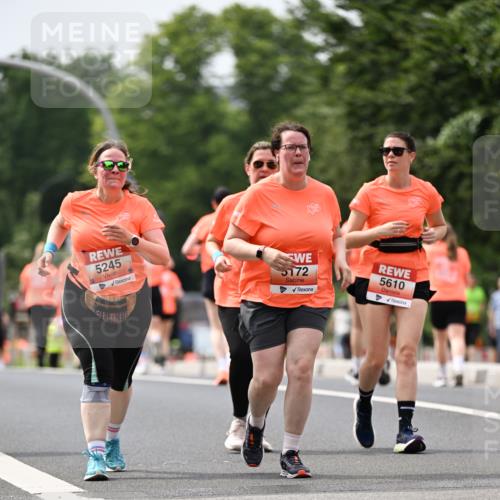 15.06.2025 - REWE Women's Run Dr. Thomas Lammeyer http://msf.ph/oto/7990846 15.06.2025 10:50:04 Laufen 5245, 5172, 5610 meine-sportfotos.de