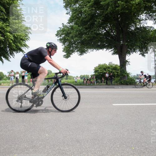 15.06.2025 - 7 Türme Triathlon Yannick Fuchs http://msf.ph/oto/7990879 15.06.2025 13:18:42 Radfahren 204, 223, 336, 412, 533, 679, 863, 1015, 1035, 1040, 1191 meine-sportfotos.de