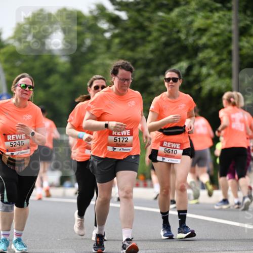 15.06.2025 - REWE Women's Run Dr. Thomas Lammeyer http://msf.ph/oto/7990884 15.06.2025 10:50:05 Laufen 5245, 5172, 5610 meine-sportfotos.de