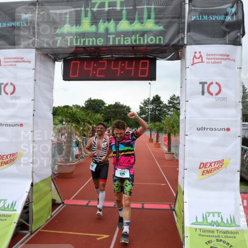 15.06.2025 - 7 Türme Triathlon Michael Strokosch http://msf.ph/oto/7990905 15.06.2025 14:24:48 Ziel 575, 764, 1021, 1046, 1080 meine-sportfotos.de