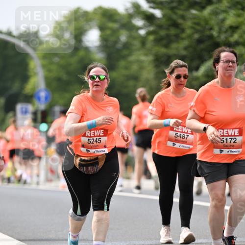15.06.2025 - REWE Women's Run Dr. Thomas Lammeyer http://msf.ph/oto/7990932 15.06.2025 10:50:06 Laufen 5245, 5487, 5172 meine-sportfotos.de