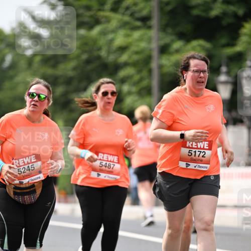 15.06.2025 - REWE Women's Run Dr. Thomas Lammeyer http://msf.ph/oto/7990953 15.06.2025 10:50:07 Laufen 5245, 5487, 5172 meine-sportfotos.de